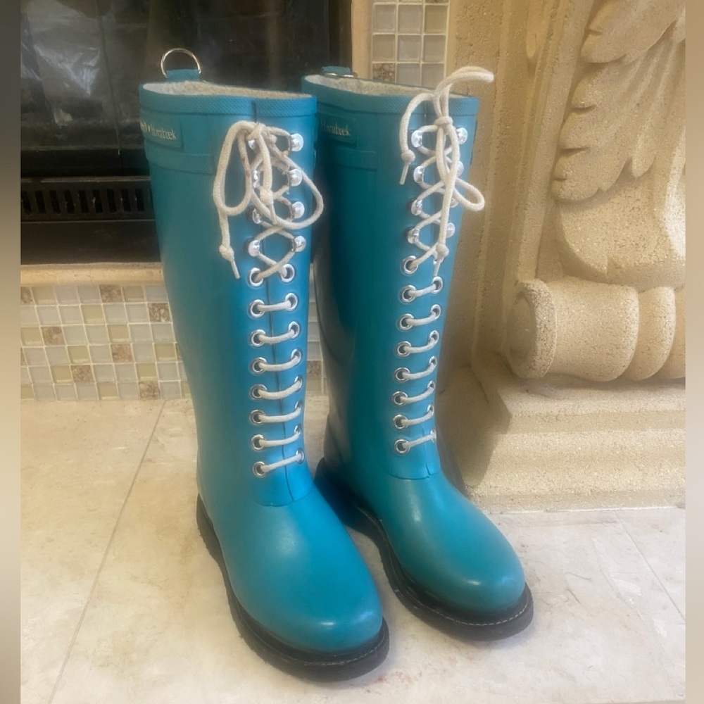 Extremely gorgeous blue Isle Jacobsen Hornbaek rainboots
